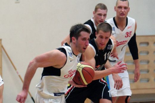 „Barons kvartāls” salauž Latvijas U-18 izlasi