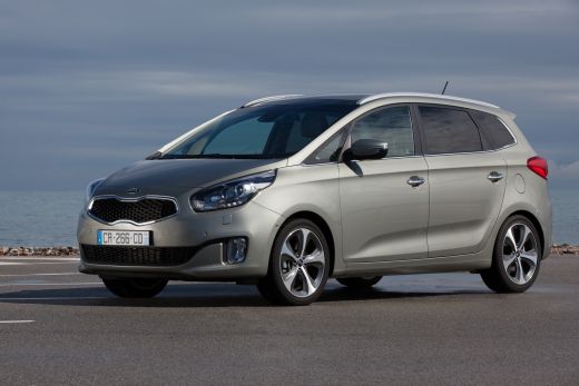 Jaunais Kia Carens saņem 5 zvaigznes Euro NCAP testos