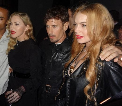 FOTO: Madonna pārsteidzoši precīzi kopē Lindsijas Lohanas izskatu