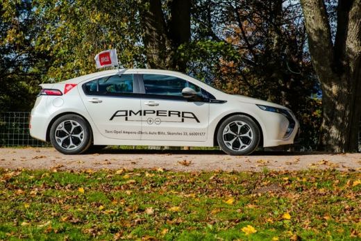 FOTO un VIDEO: Gada auto rudens testa brauciens