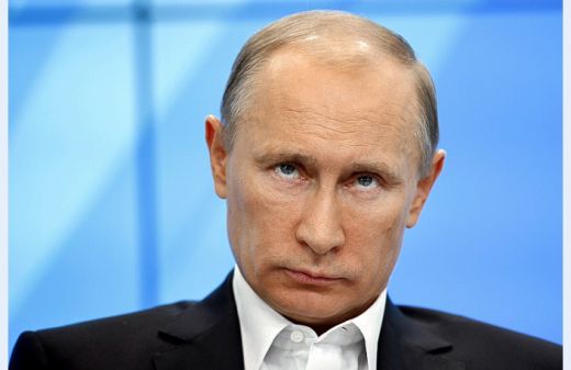 Krievijas prezidents Putins ticis apkakāts