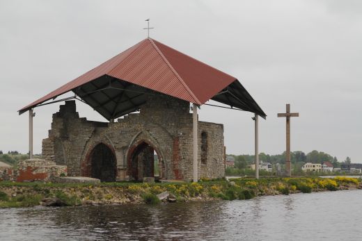 Atklāta pirmā dižvieta – svētā Meinarda baznīcas drupas Ikšķilē