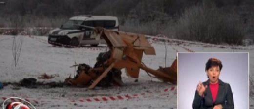 VIDEO: Saldus novadā gājis bojā privātās lidmašīnas pilots