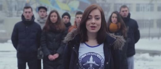 VIDEO: Interneta hits! Ukrainas studentu aizkustinoši emocionālais vēstījums Krievijas studentiem